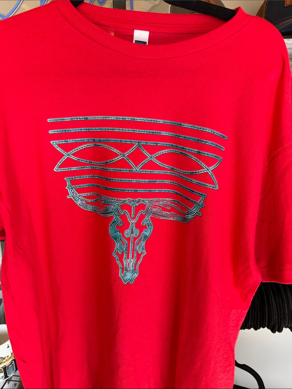 Graphic Crew Neck Short Sleeve Tee in Red